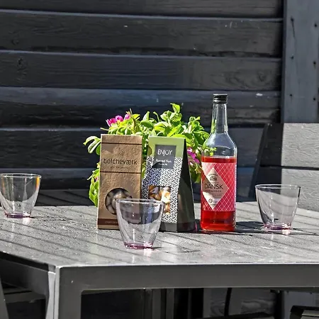 Hébergement de vacances C11165-hemmet-bork-hytteby-175 *