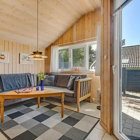 Hébergement de vacances C11165-hemmet-bork-hytteby-175 *